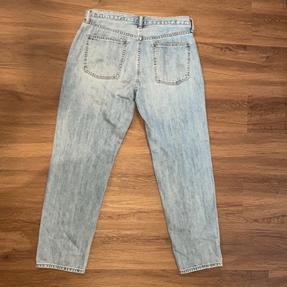 UNIQLO Relaxed Tapered Ankle Jeans - Picture 3 of 5